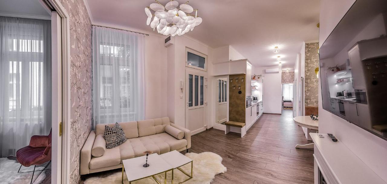 Apartamento Sakura House *